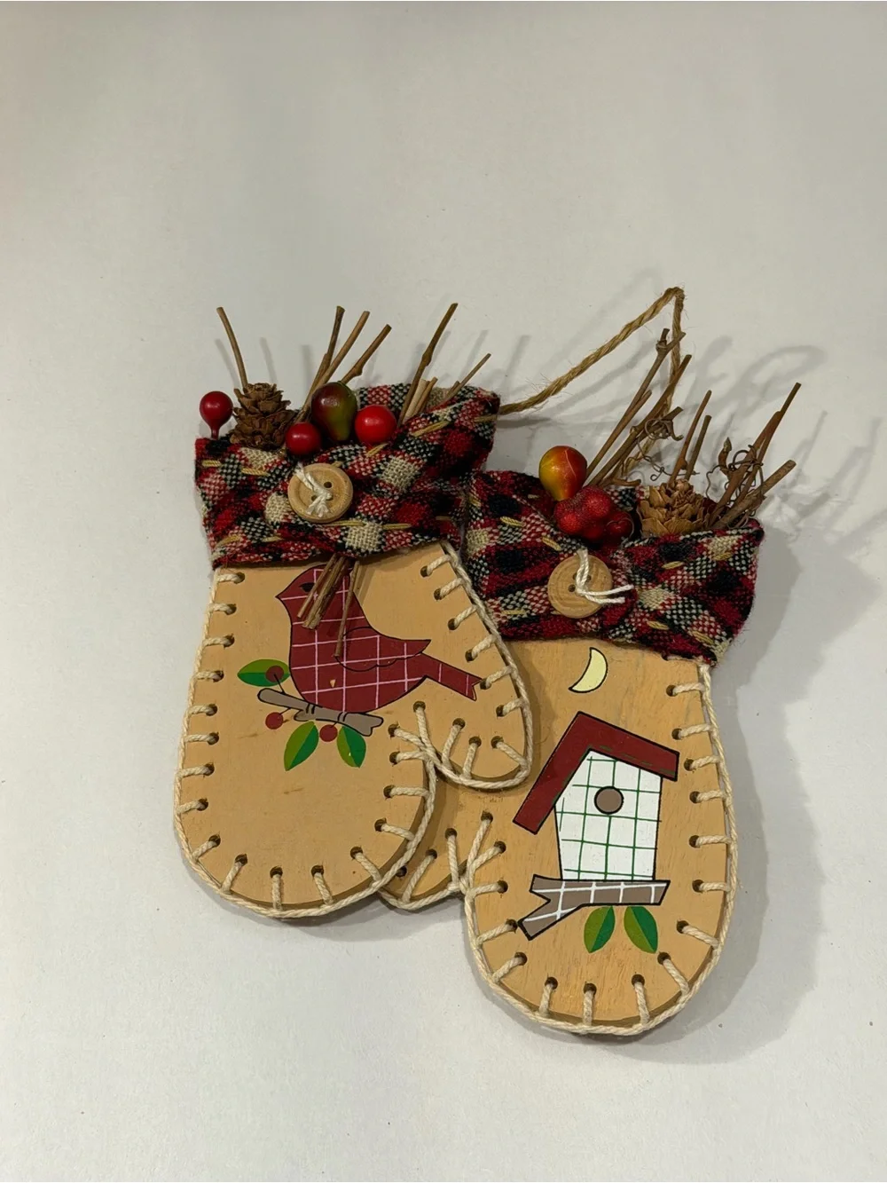 Merry mittens Plaid Trim Wooden Mitten Ornament